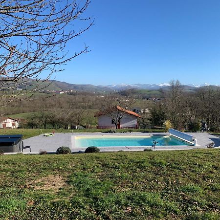 Studio Laina Avec Piscine, Spa Optionnel Irissarry Exterior foto
